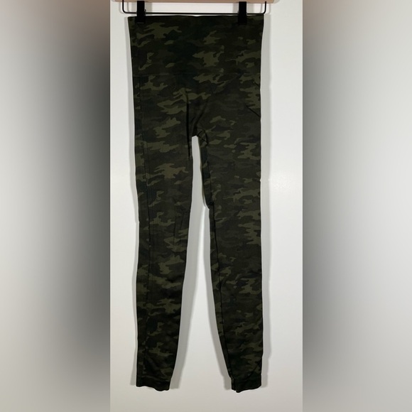 SPANX Look at me Now green camo leggings high waist sz S compression stretch - Picture 1 of 6